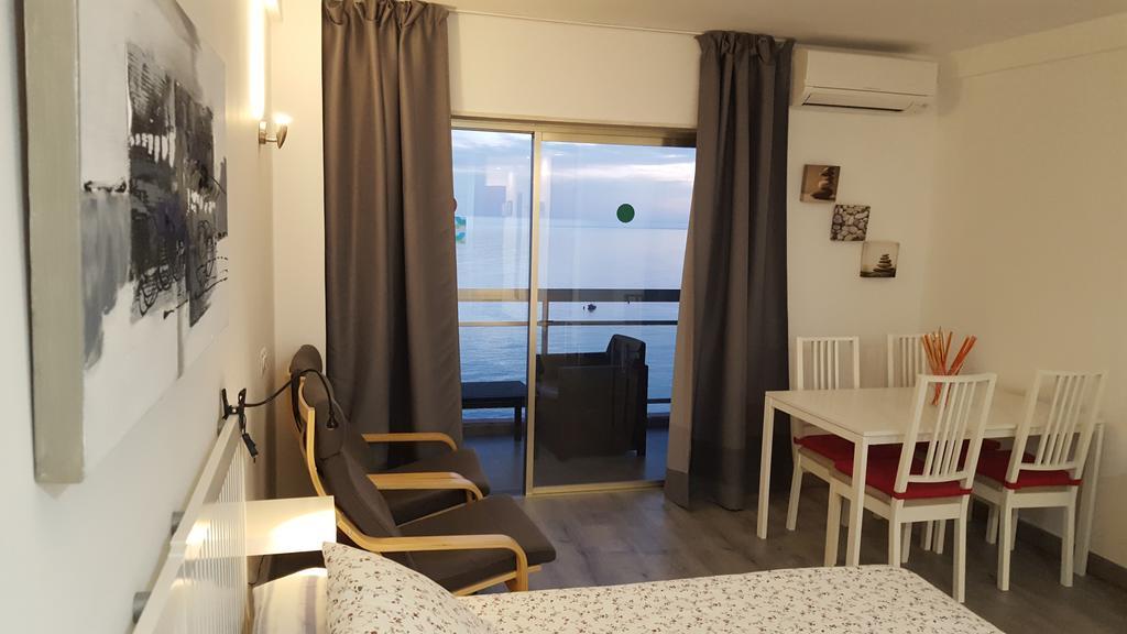 Apartamentos Chinasolymar Almunecar Exterior photo